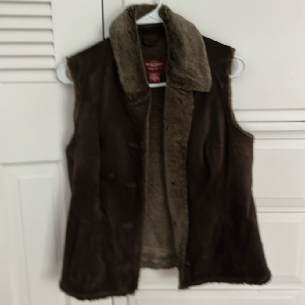 Vintage Eddie Bauer suede vest